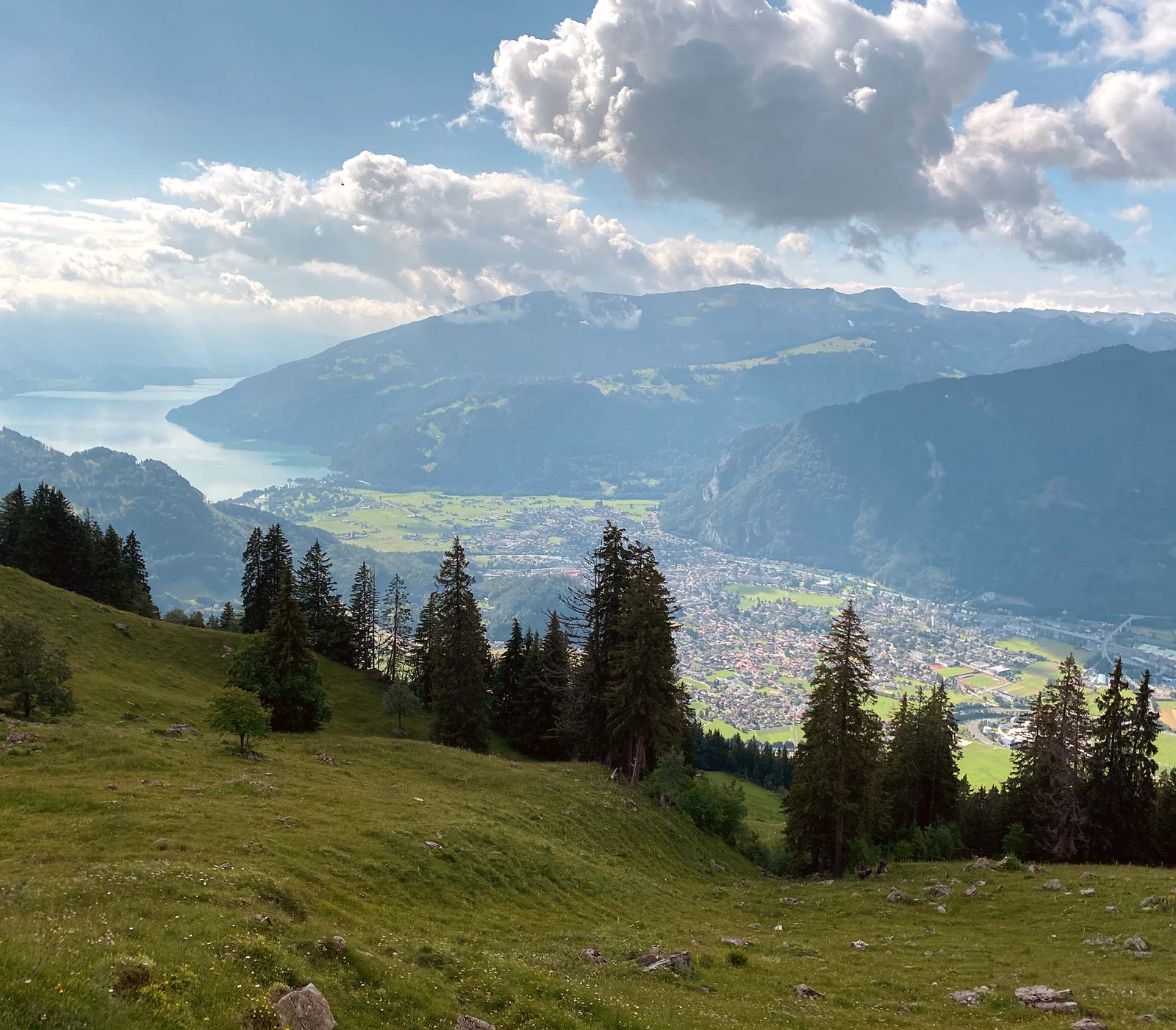 Zwischen Seen und Bergen: Die Gegend um Interlaken