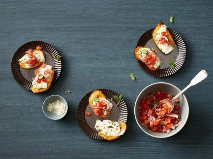 Süsskartoffel-«Crostini» mit Ceviche