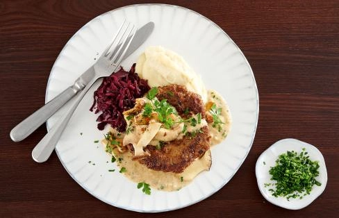 Faschierte Rehschnitzel mit Pilzsauce