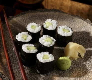 2011-10-gurken-maki