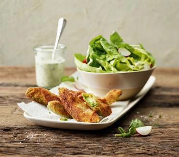 schnelle kueche kunsprige avocados auf salat 010318 1